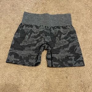 Grey camo biker shorts